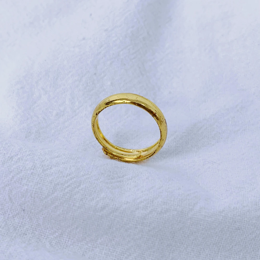 时尚情侣通用款式创意饰品（黄）