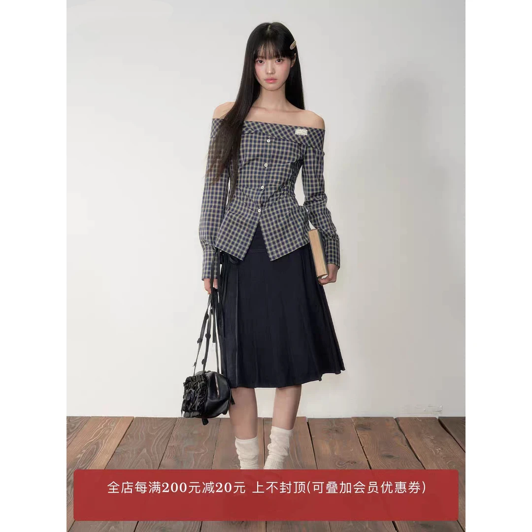Soota Saesan 原创藏青色韩系一字肩掐腰显瘦长袖格纹衬衫上衣
