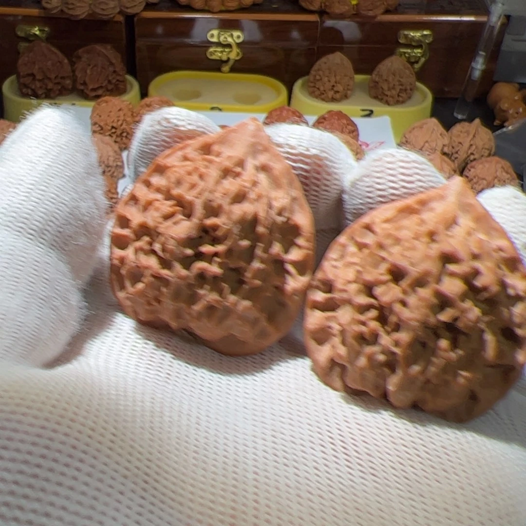 文玩核桃把件林**人入云龙