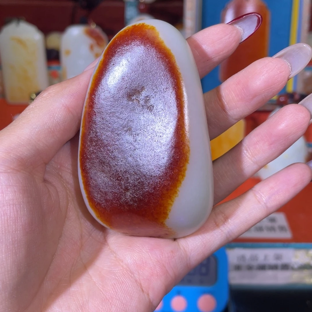 山***。和田玉未镶嵌把件