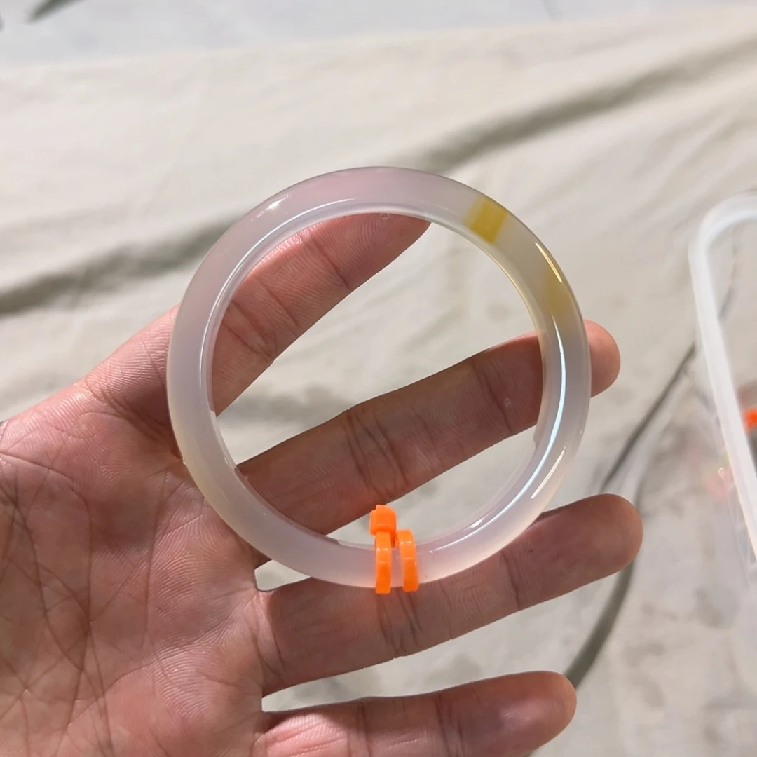玛瑙/玉髓手镯未镶嵌B*a