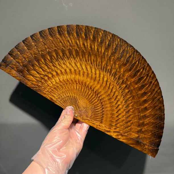 正宗小叶桢楠金丝楠阴沉凤尾21㎝黄料香味好