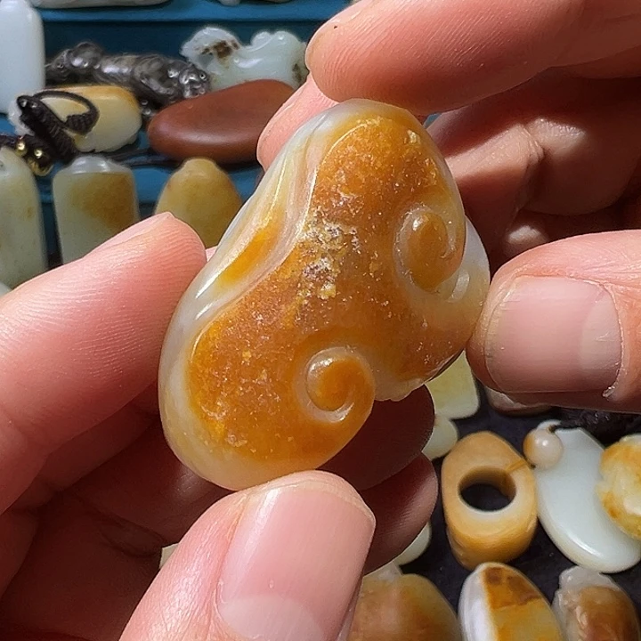 和田玉未镶嵌吊坠(不含链)