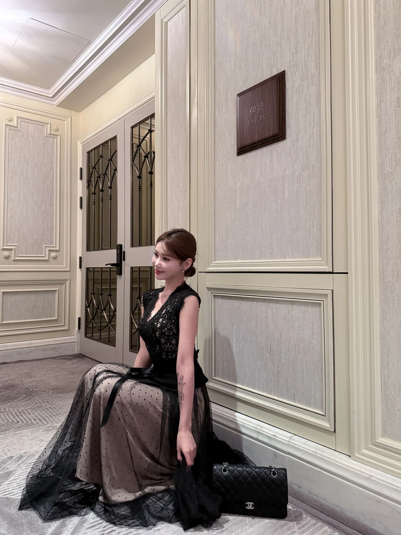 Lovemomo·【黑月光女主】朦胧网纱蕾丝韩女套装