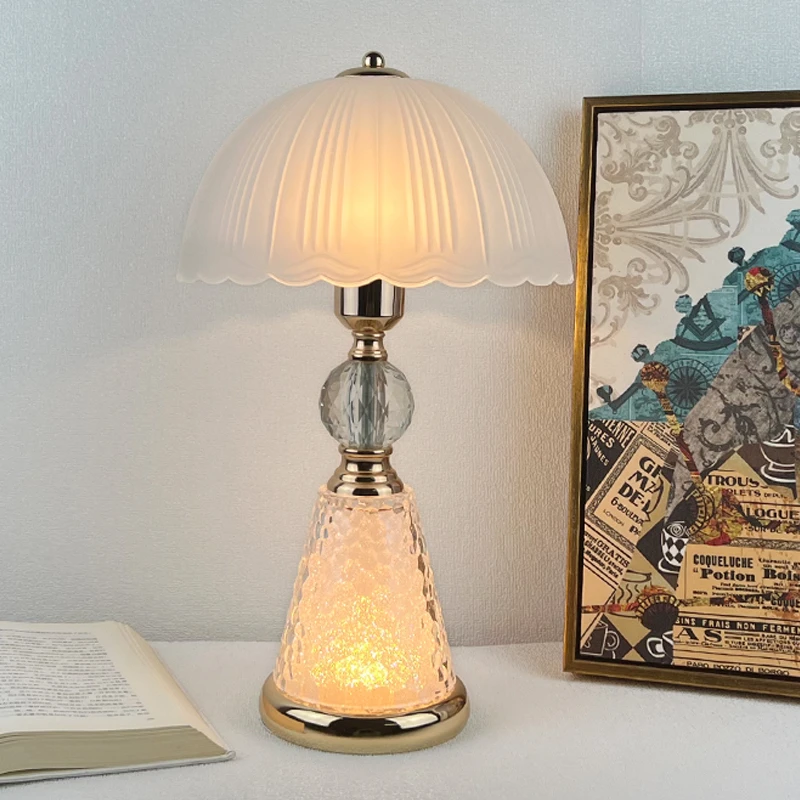 水晶玻璃台灯森系主卧室床头柜夜灯书房客厅简约轻奢宿舍台灯