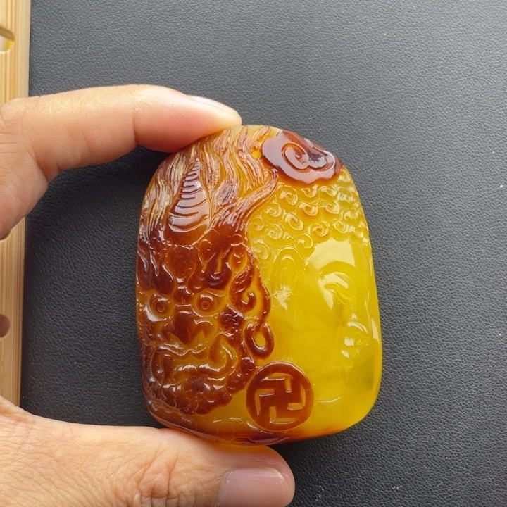 未镶嵌颈饰琥珀天然琥珀蜜蜡