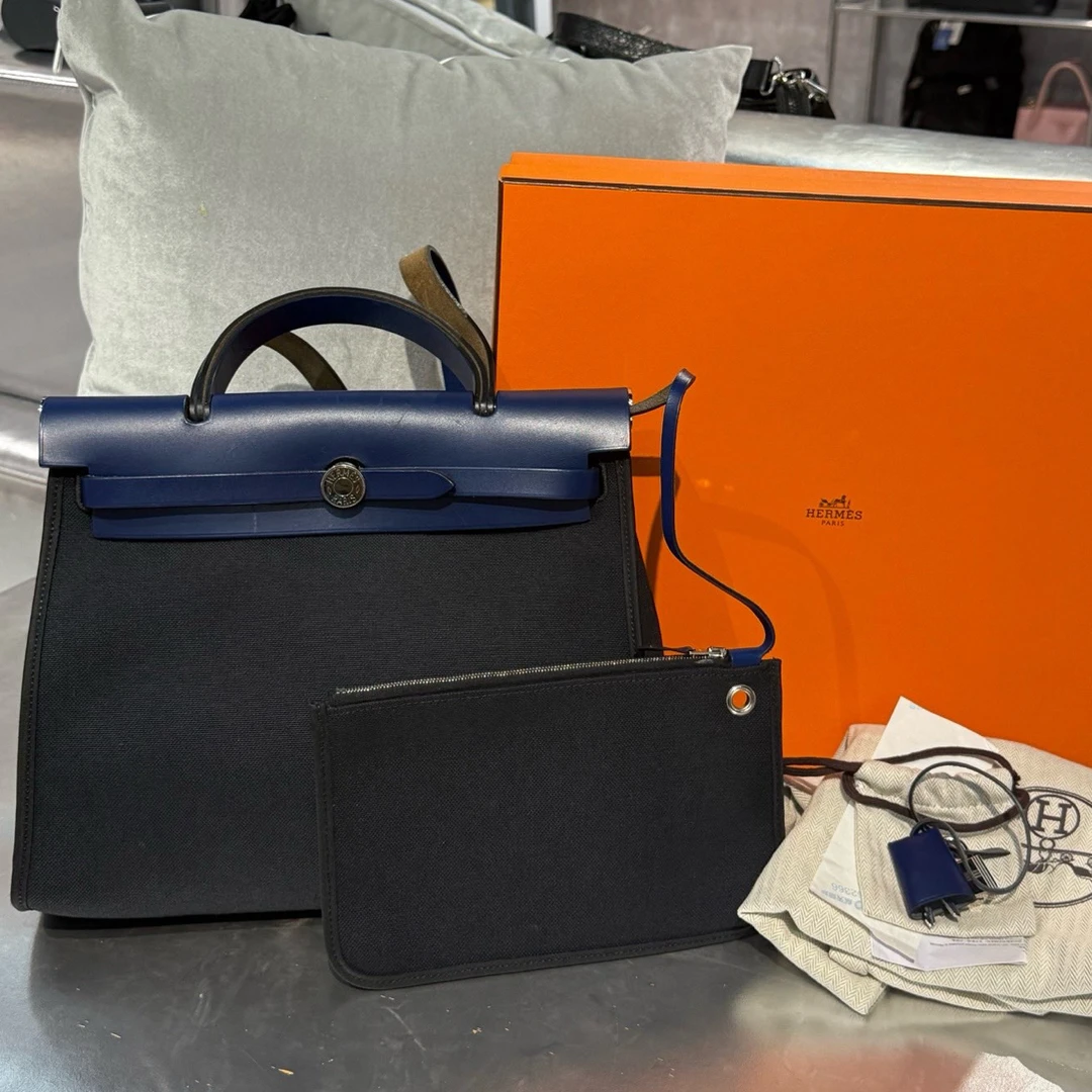 95新 Hermes/爱马仕 午夜蓝拼黑帆布herbag31C刻2018全套附件带票
