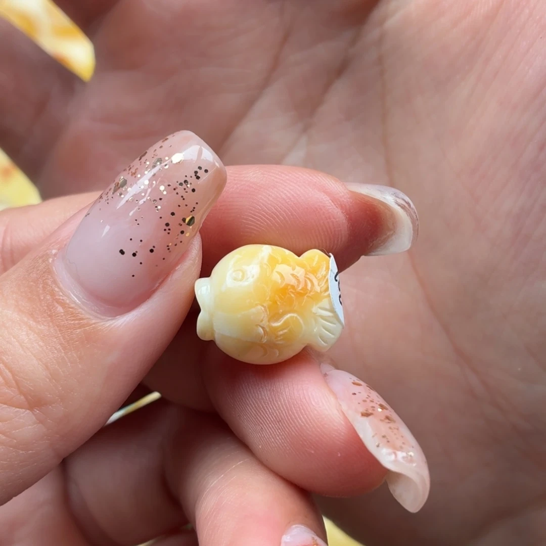 琥珀未镶嵌裸石蜜蜡