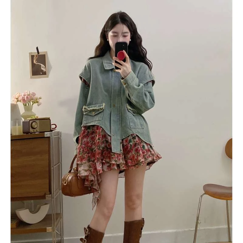 轻奢高级感碎花拼接牛仔外套女秋冬正肩假两件中长款上衣