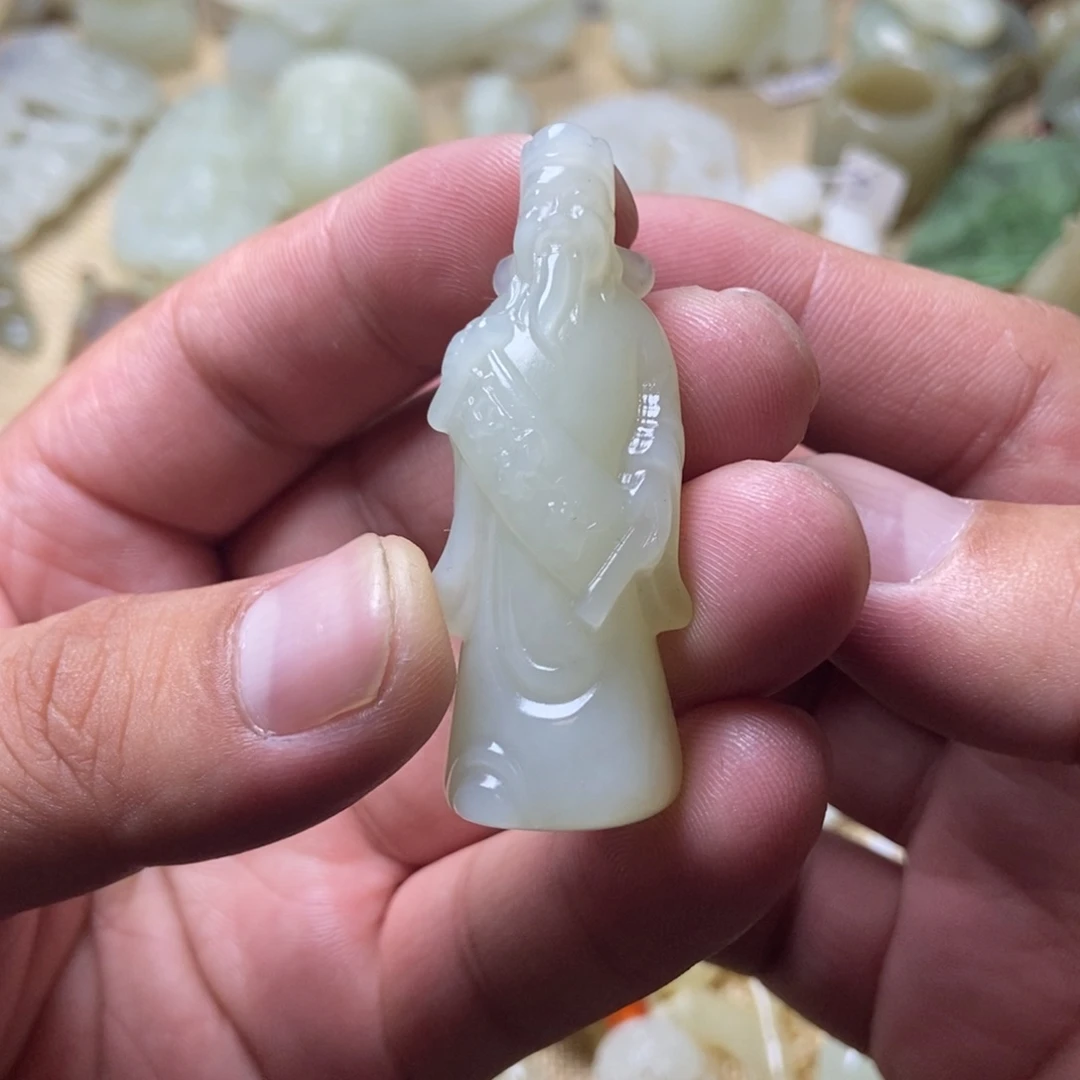 和田玉未镶嵌挂件