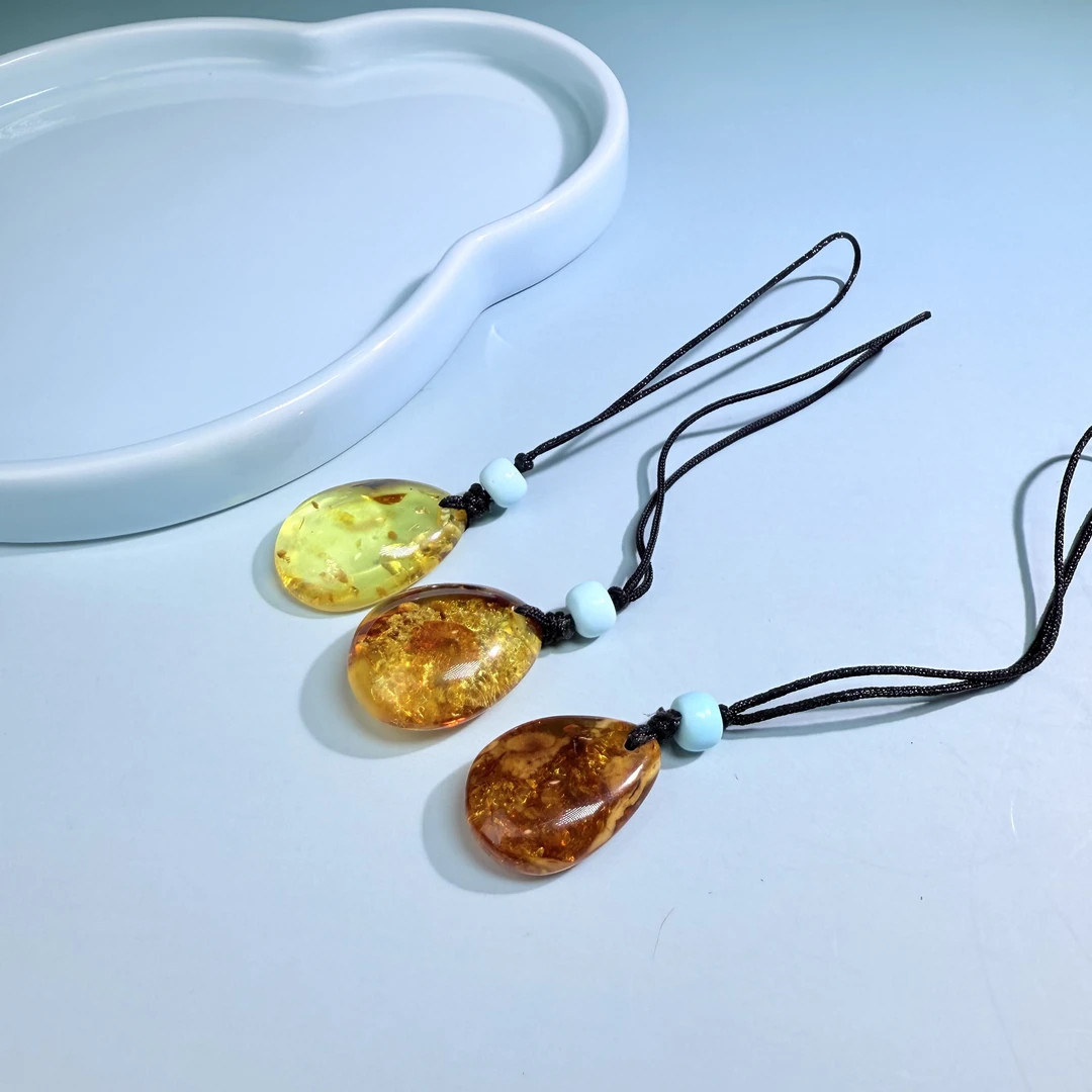 【铭记珠宝】琥珀DIY挂件21-DM03L420【多样性发一件】
