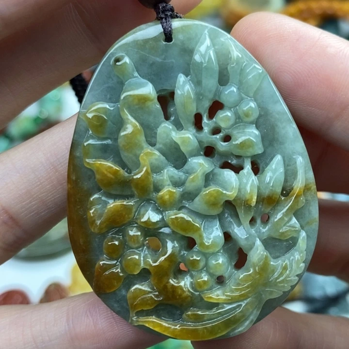 颈饰未镶嵌翡翠吊坠