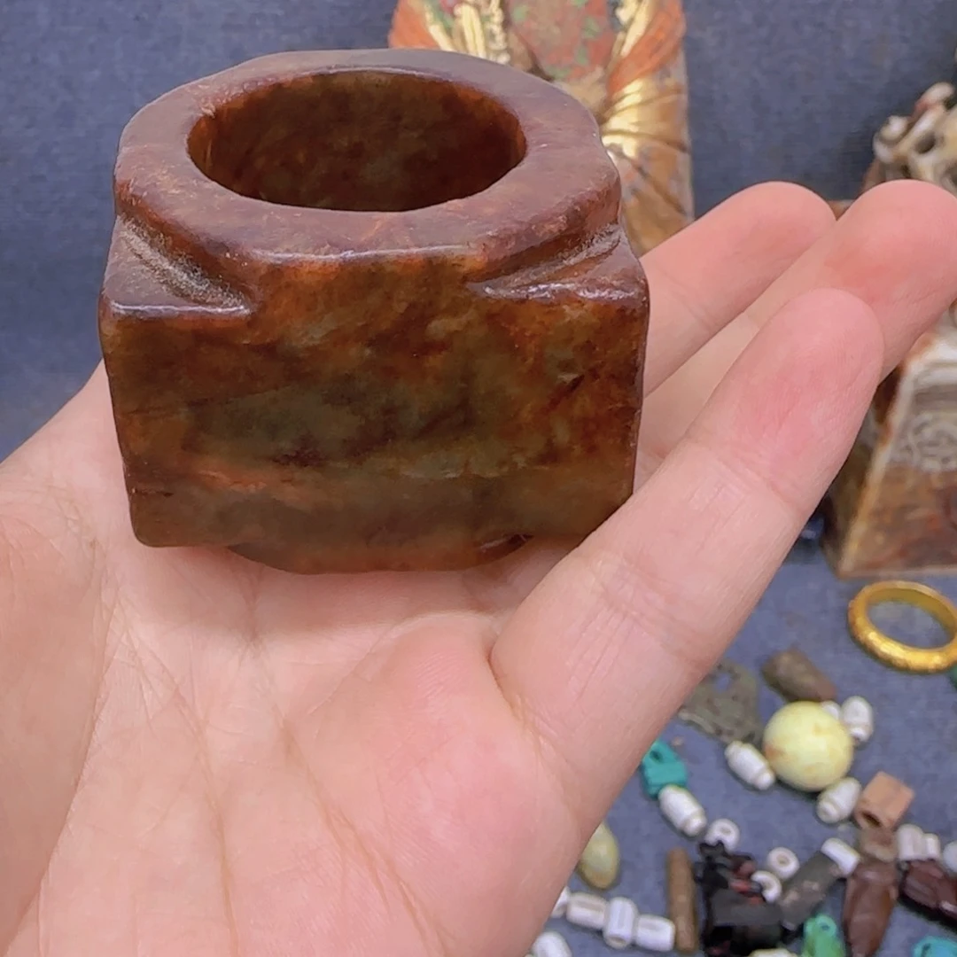 未镶嵌和田玉（糖玉）挂件