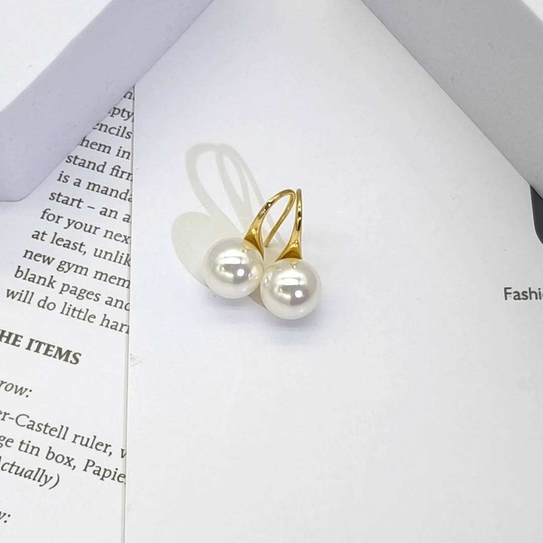 【小井】轻奢8-14mm白珠气质百搭高跟鞋耳钉 贝珠