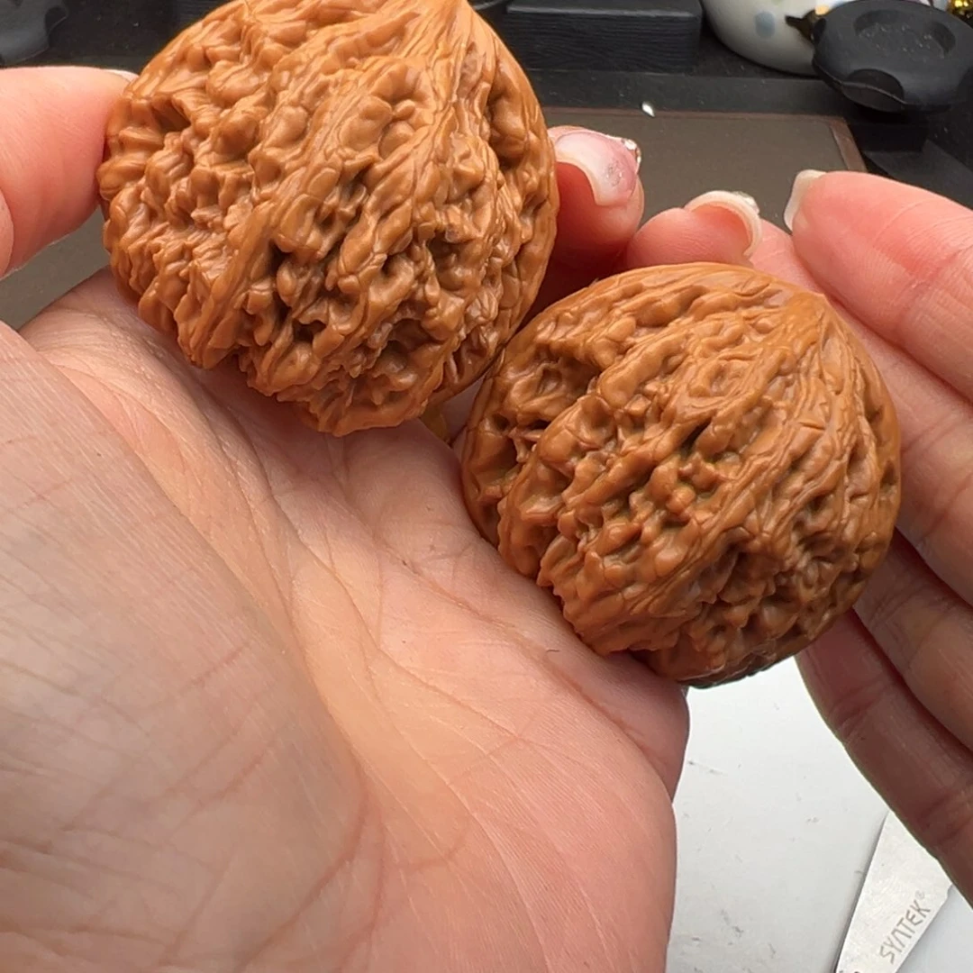 文玩核桃把件虎头王45