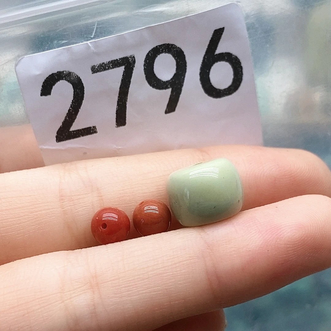 颈饰未镶嵌南红玛瑙
