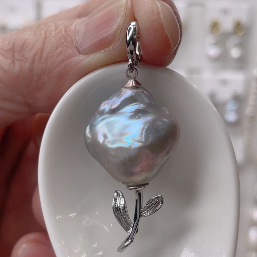 颈饰未镶嵌淡水珍珠