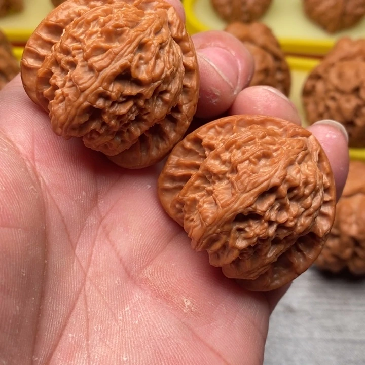 吊坠文玩核桃三角白