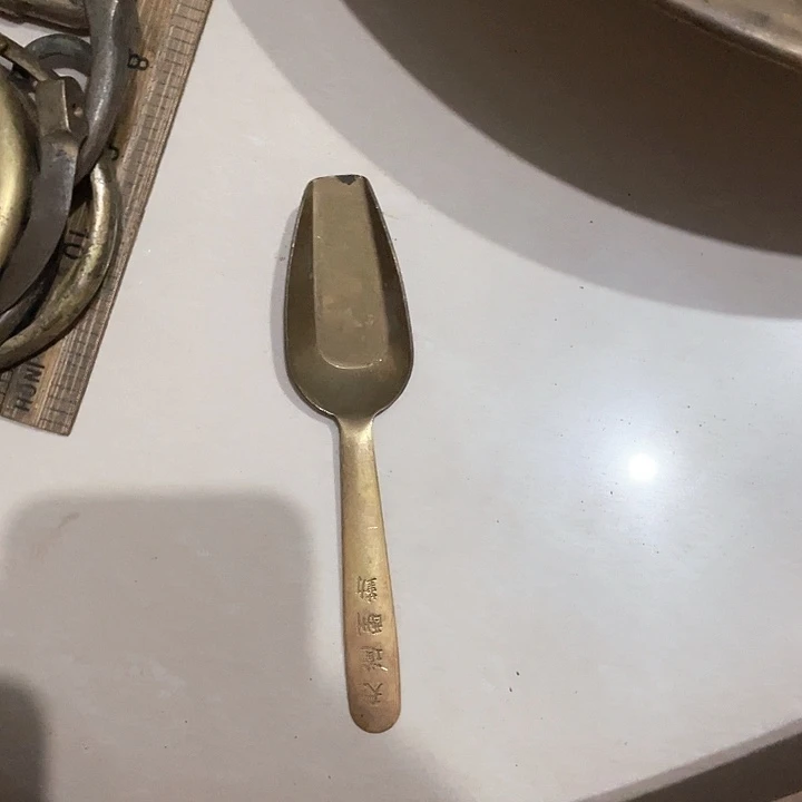 好***安闪电购铜摆件工艺品