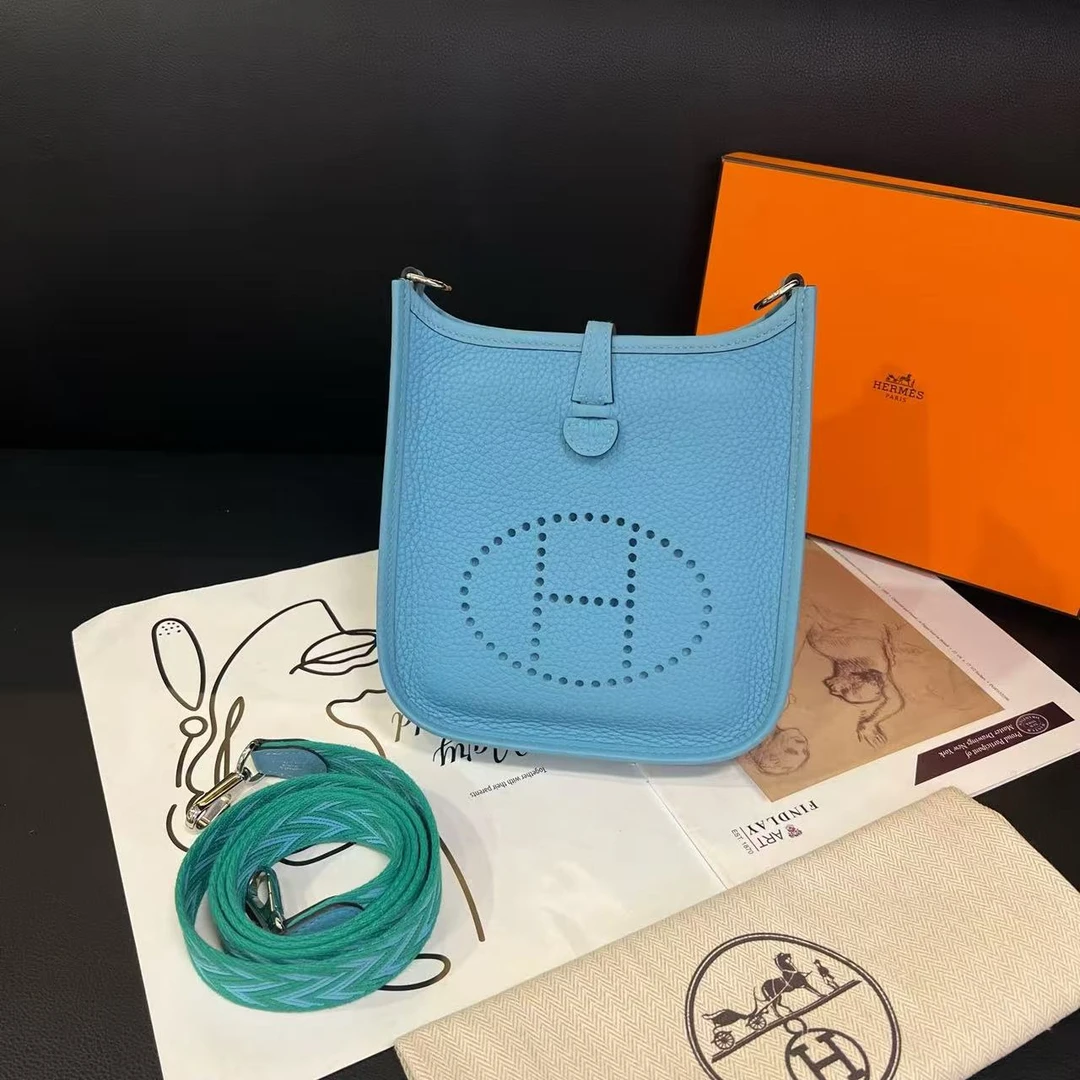 95新 Hermes/爱马仕 北方蓝银扣mini evelyne斜挎D刻19年B5720