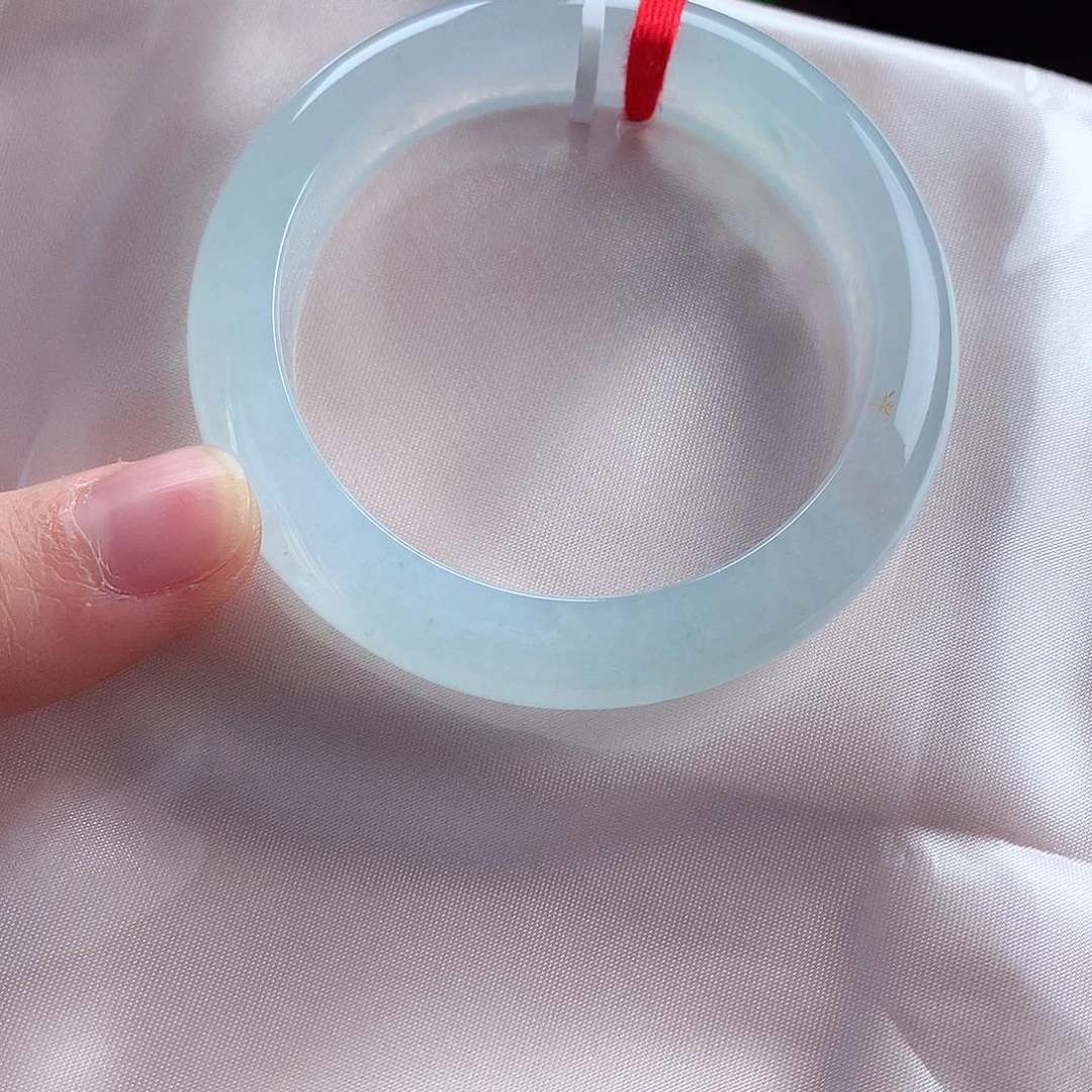 翡翠未镶嵌手镯1号