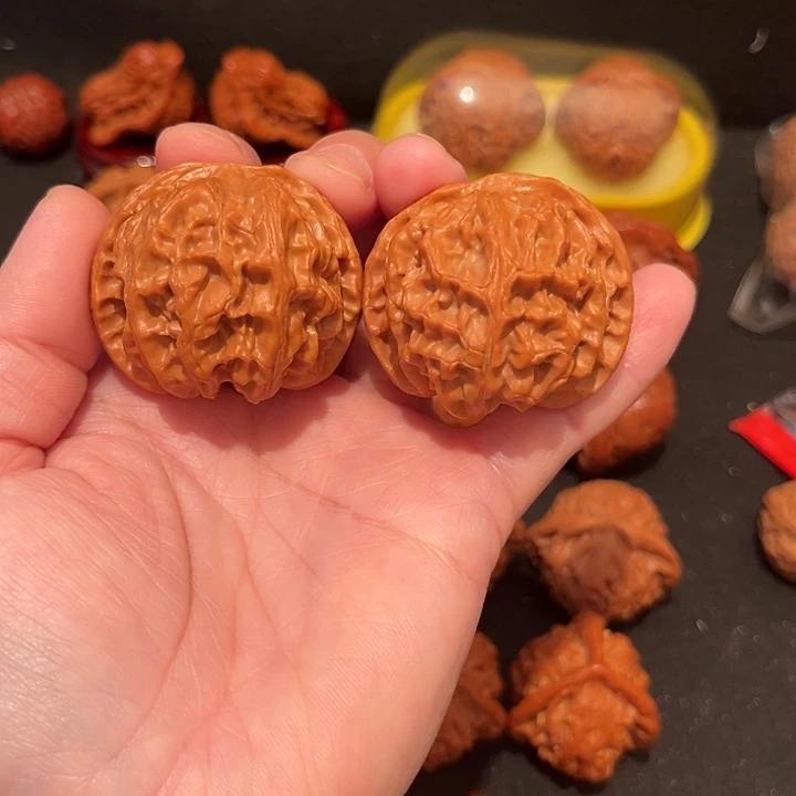 文玩核桃把件苹果园42