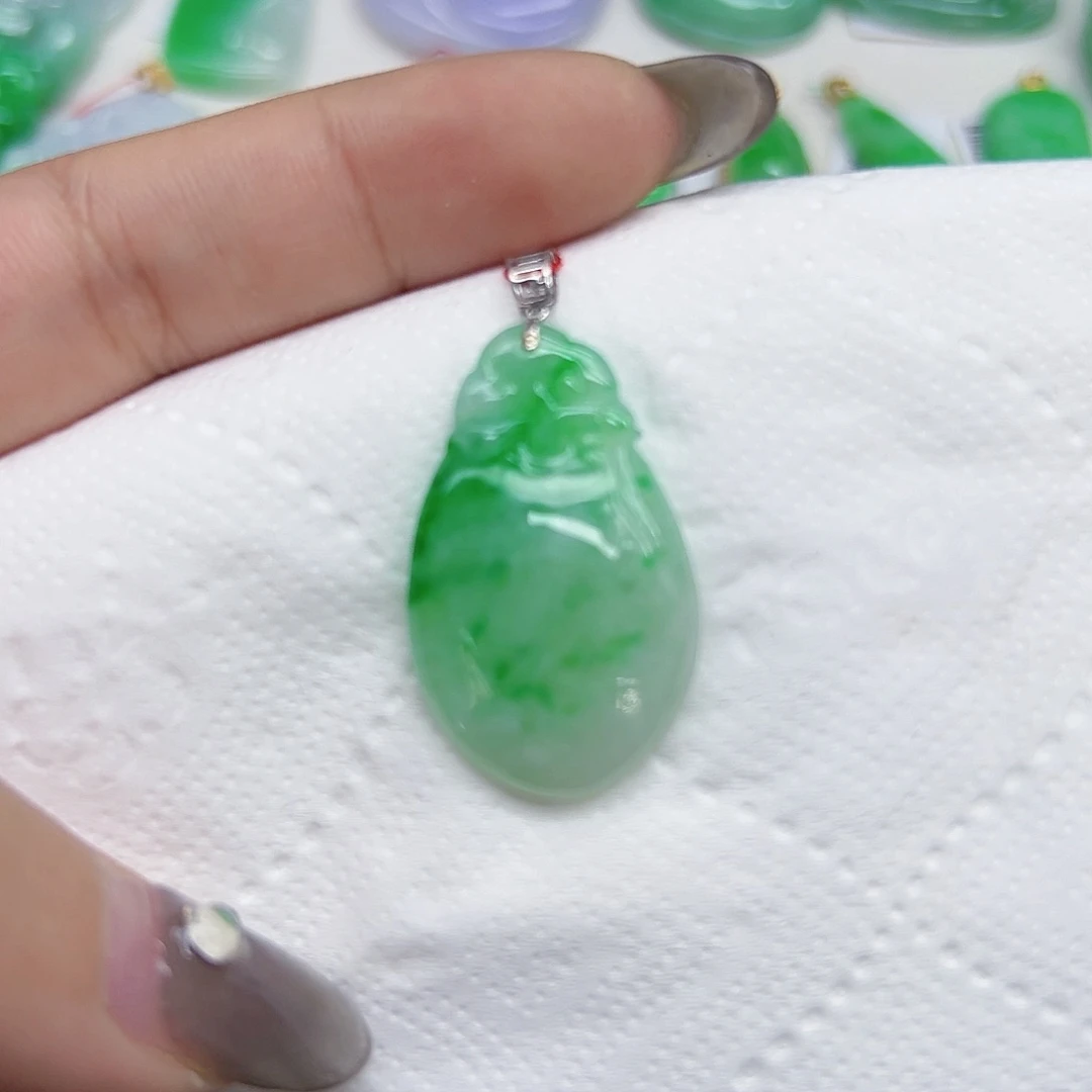 翡翠颈饰18K金镶嵌天然Ａ货翡翠