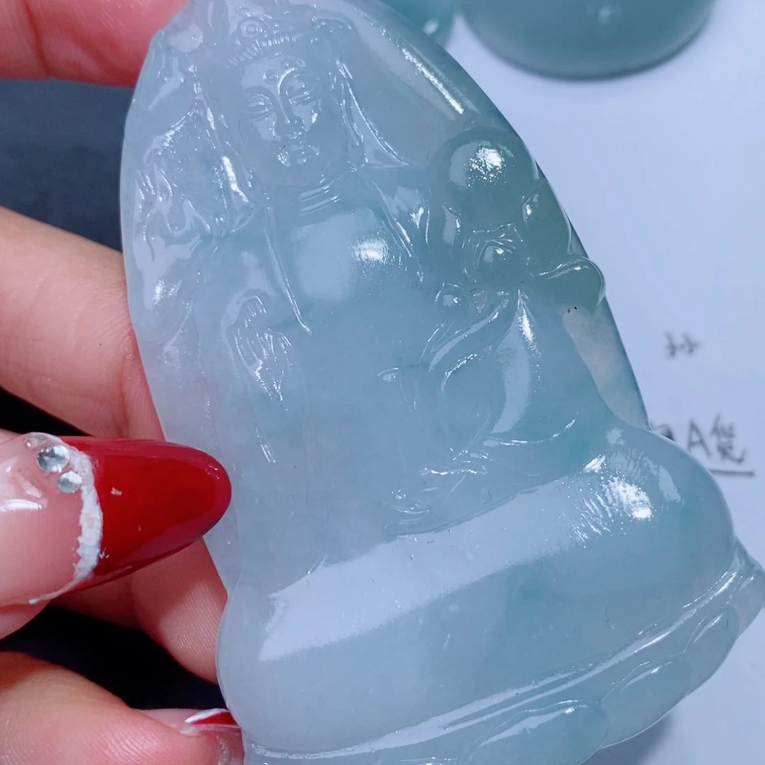 定制翡翠吊坠未镶嵌