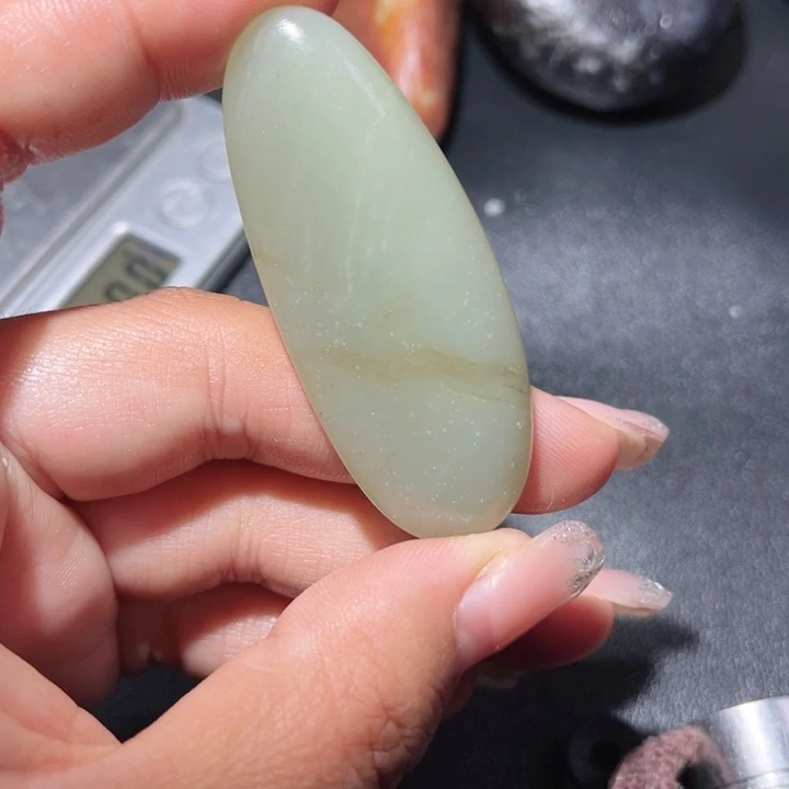 和田玉未镶嵌珠宝奇石