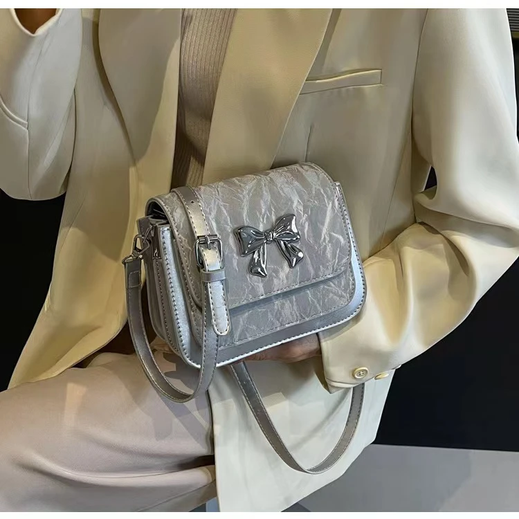 【贵妃】K386 2025年新年礼物上新网红户外百搭潮流女士斜挎包包