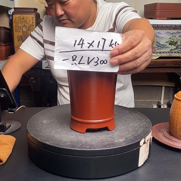 紫砂花盆货号一只LV300