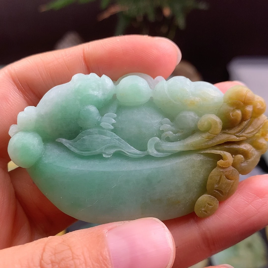 定制翡翠未镶嵌元宝