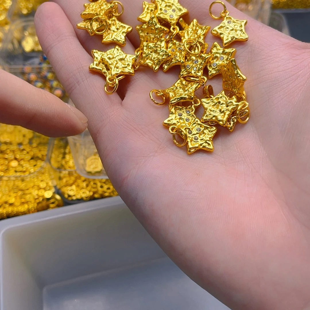 锆石铜合金锤纹小星星1个