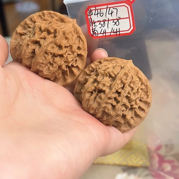 文玩核桃把件城*盘龙纹