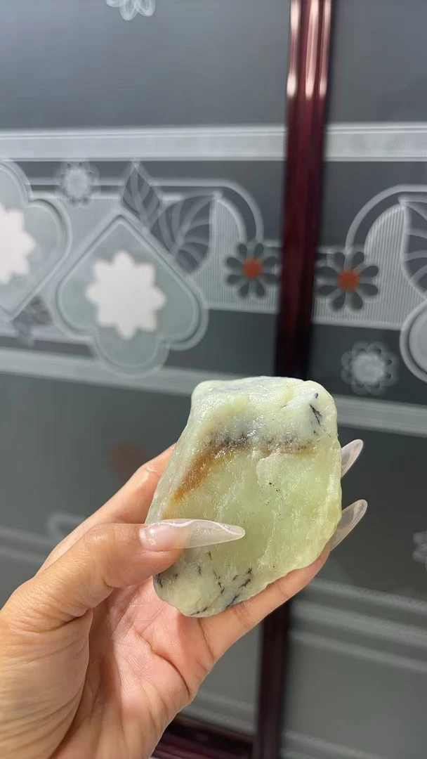 糖白和田玉原石毛料