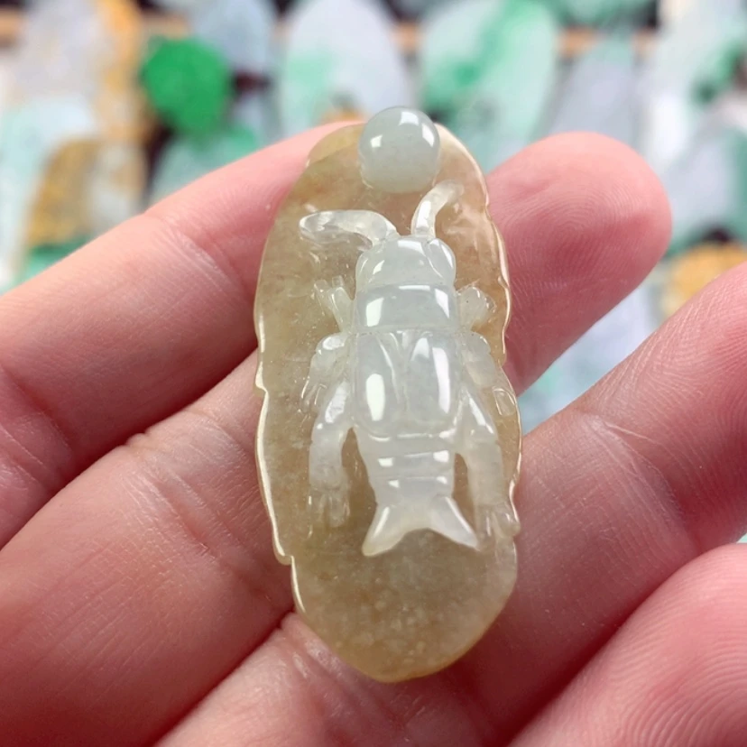 【闪购商品】翡翠未镶嵌吊坠(不含链)