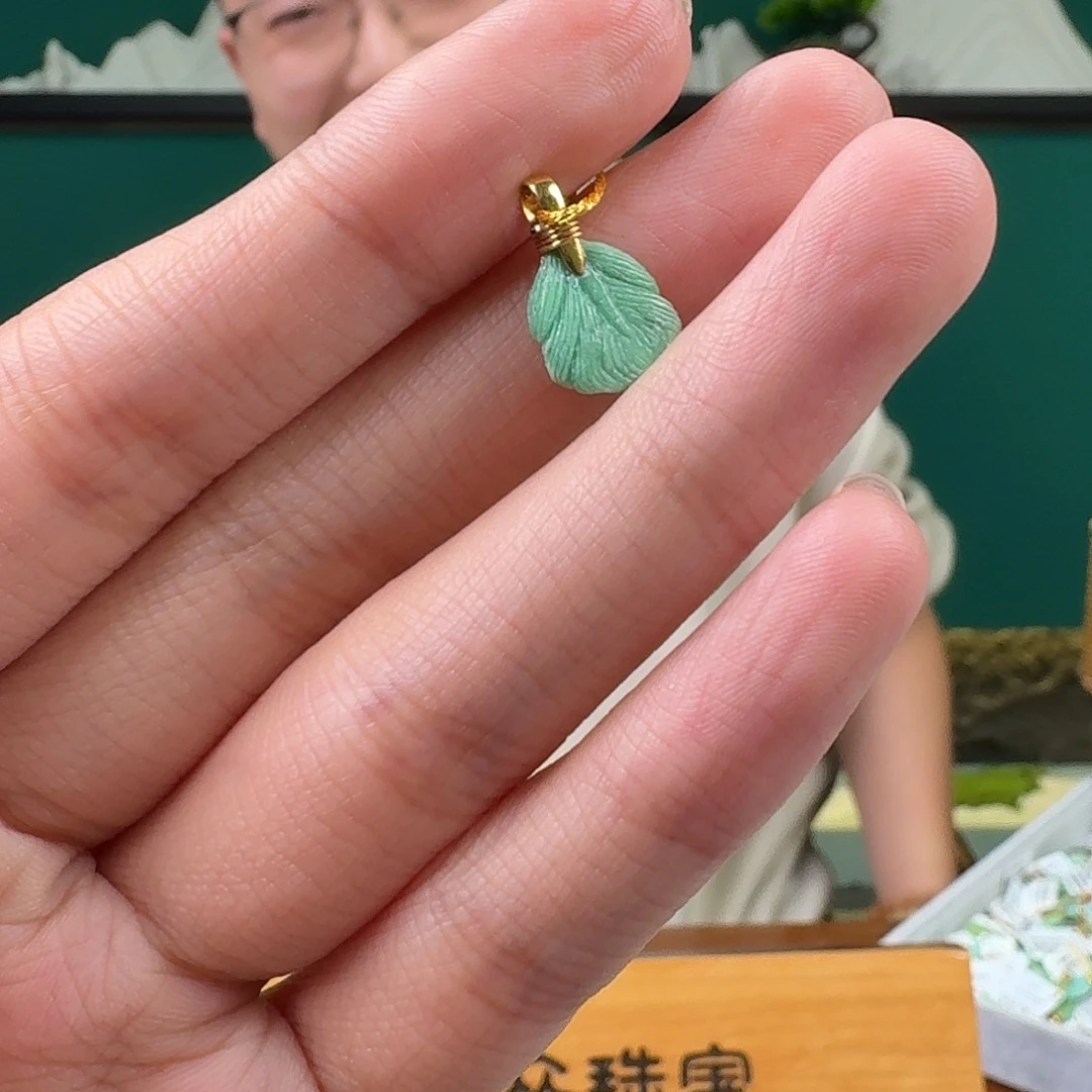 绿松石18K金镶嵌珠宝奇石