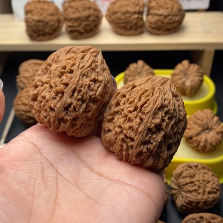 文玩核桃吊坠丑疆超级高炮404045尺0767