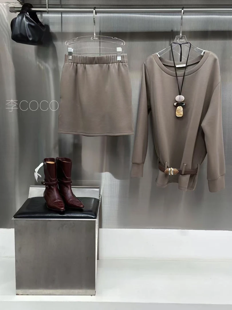 有尾新品空气层风琴腰短半裙