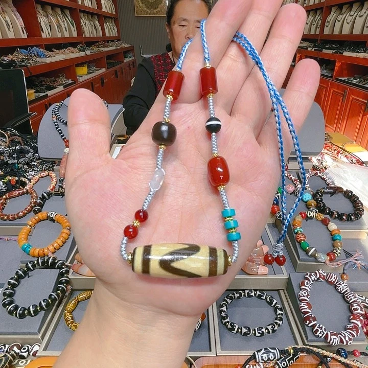 未镶嵌玛瑙/玉髓珠宝奇石