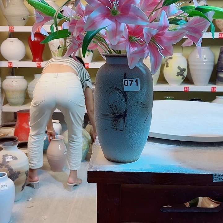 北***！摆件摆件高29口9。摆件。071