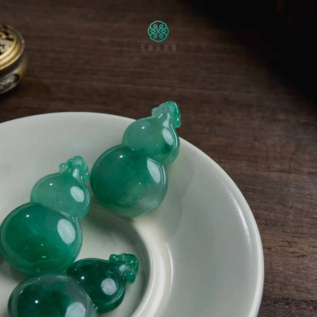 菲菲珠宝好~独龙玉葫芦吊坠约38*24mm-多样性发一-赠绳