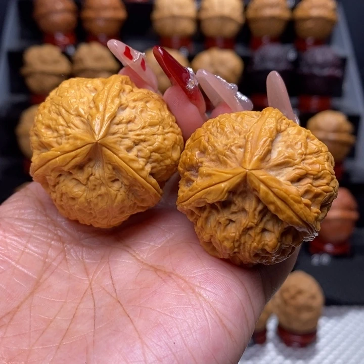 文玩核桃把件金鼎三楞42号