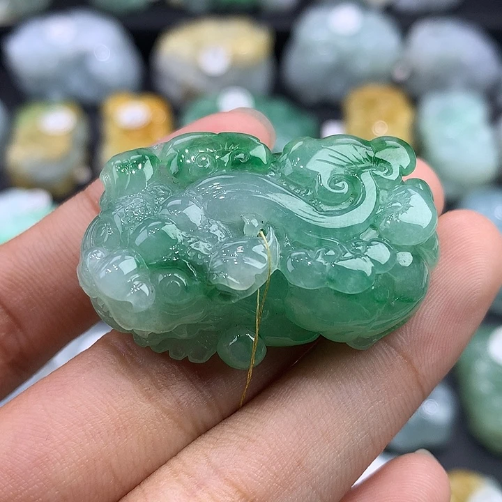 翡翠未镶嵌颈饰天然缅甸翡翠