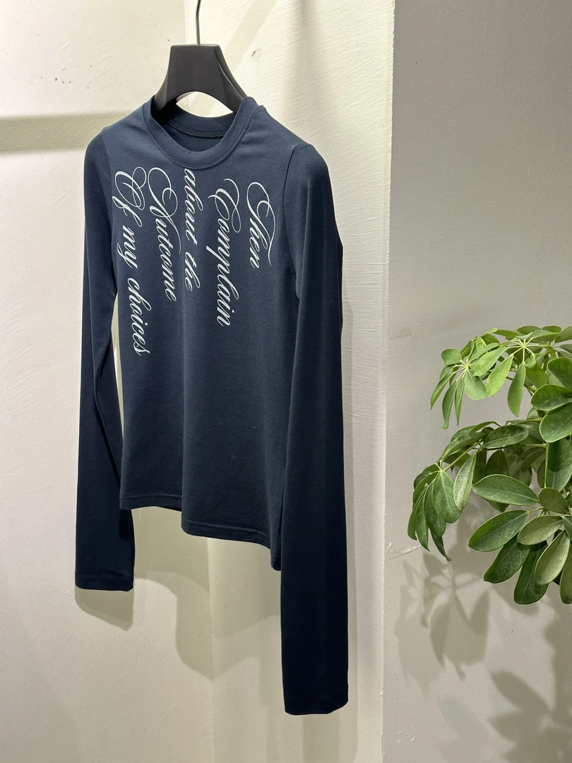 泡菜墨兰字母修身长袖T恤印花休闲圆领百搭