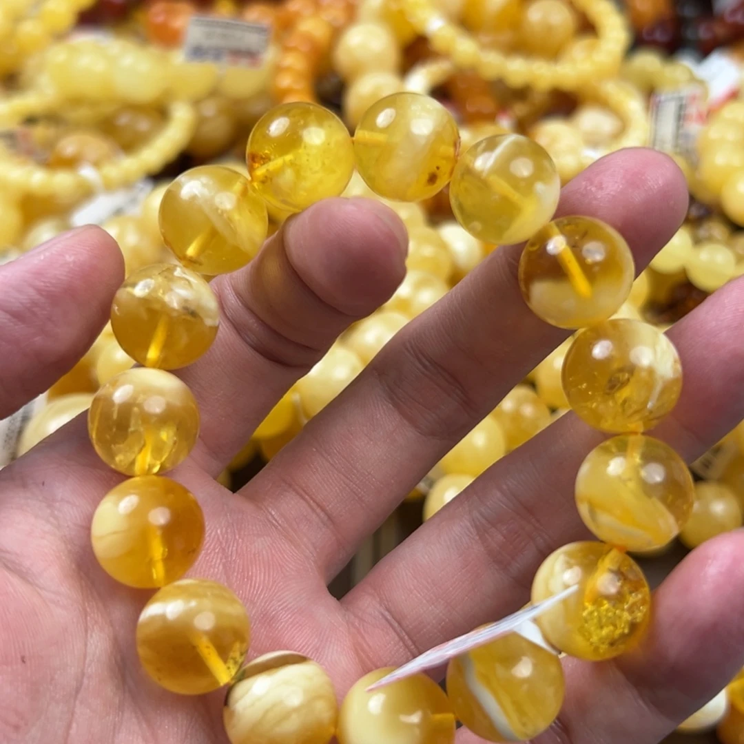 琥珀未镶嵌珠宝奇石