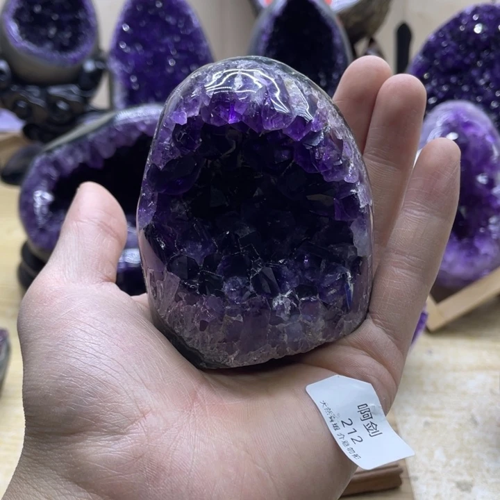 未镶嵌大型摆件（非配饰）紫晶