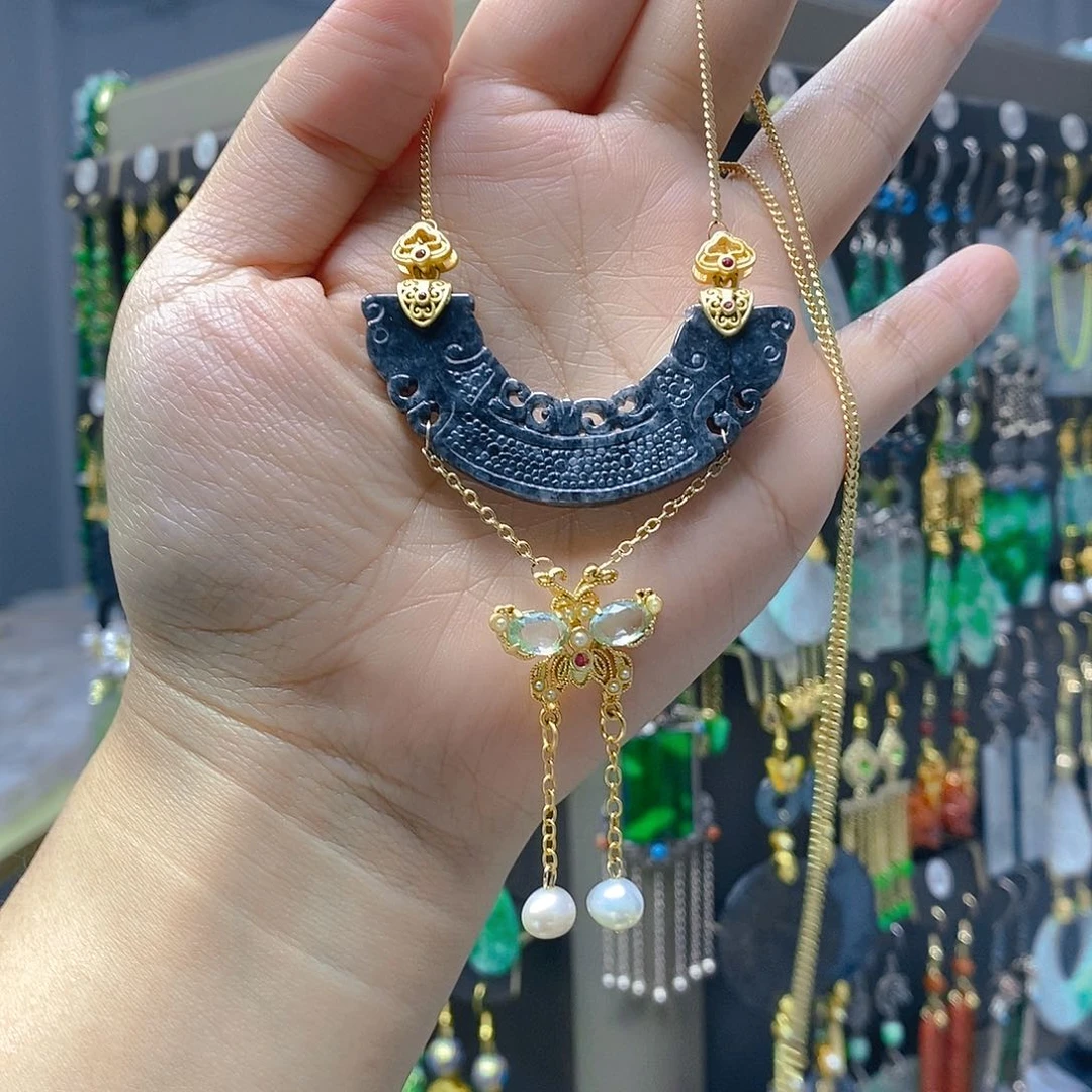 未镶嵌翡翠耳饰翡翠