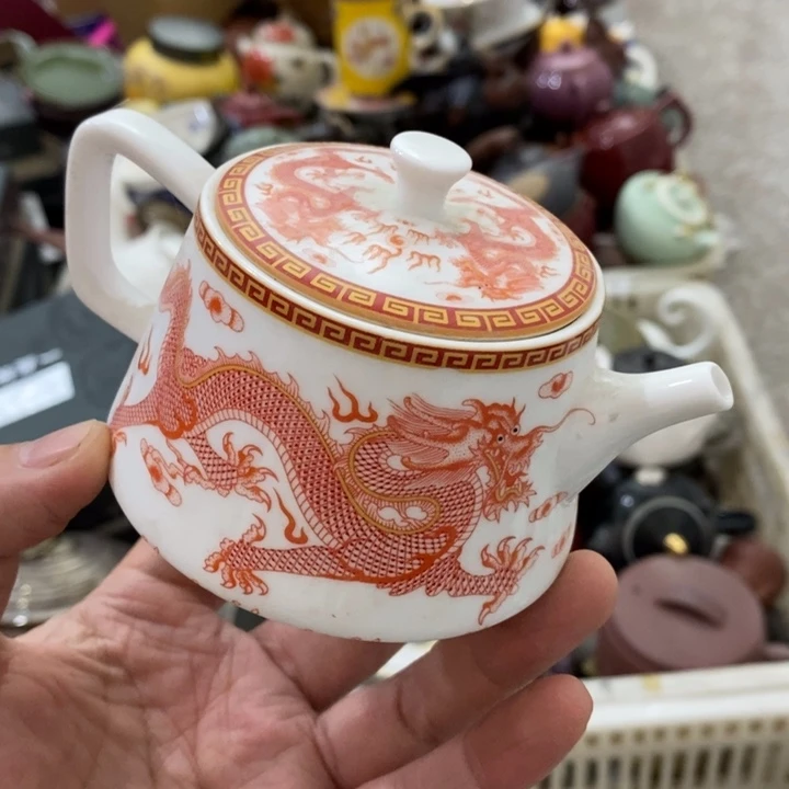 陶瓷艺术品及陶瓷壶