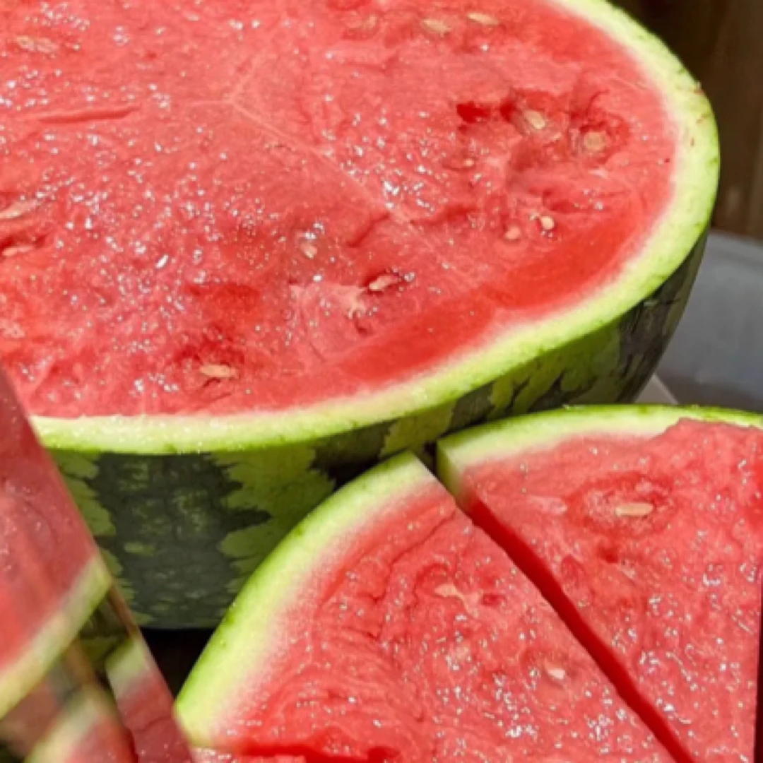 果切丁氏麒麟西瓜（切半）3.5-4.5斤